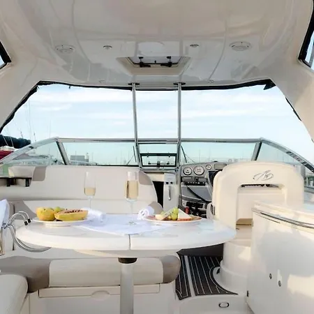 Watervliet Yacht Em Πλωτό κατάλυμα