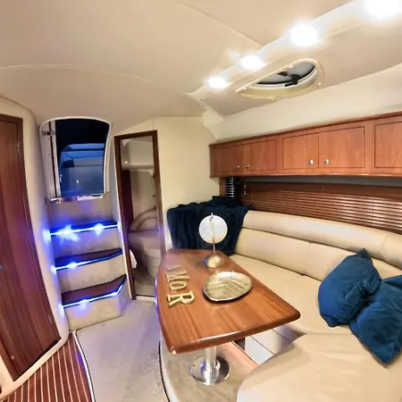 Watervliet Yacht Em Πλωτό κατάλυμα