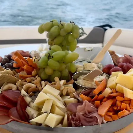 Watervliet Yacht Em Bateau-hôtel *