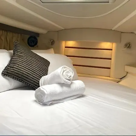 Watervliet Yacht Em Cascais